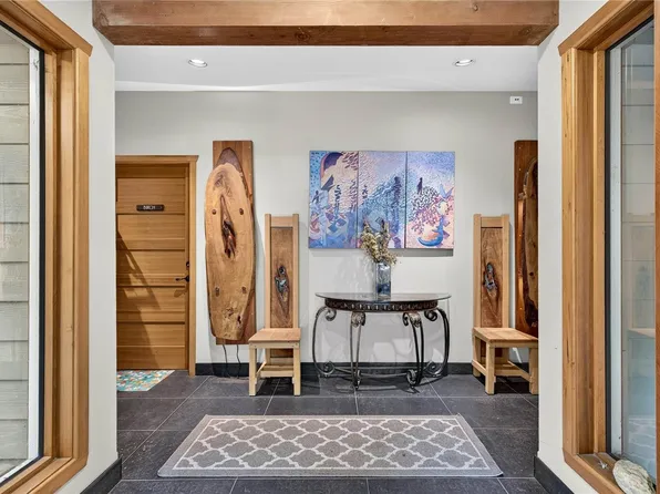 360 Wright Rd, Saltspring Island, BC V8K 2H8