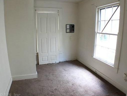 5th image of 2702 Portsmouth Blvd