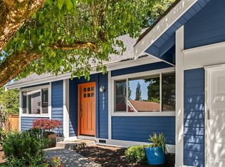 19227 35th Pl NE, Lake Forest Park, WA