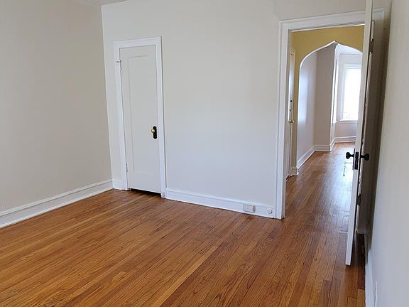 5th image of 10629 S Calumet Ave Floor 3