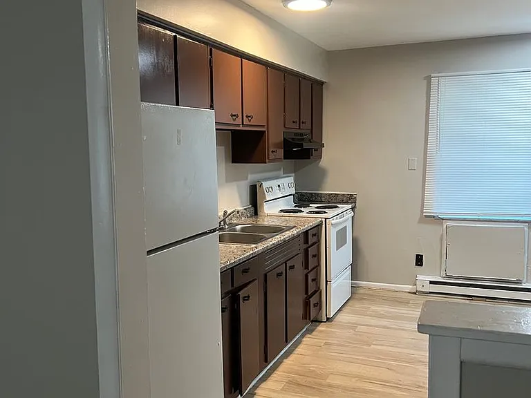 6111 Laurel Hall Dr — Photo 24