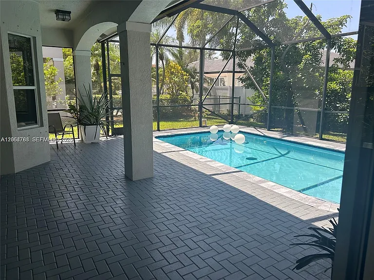 1046 SW 159th Way — Photo 26