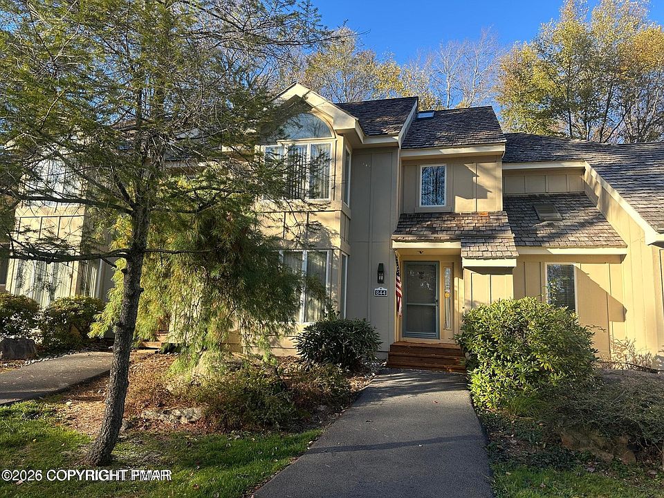 1st image of 844 Crest Pines Ln