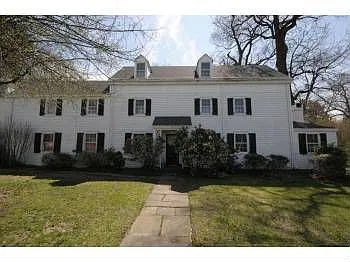 730 Spring Ln photo 1