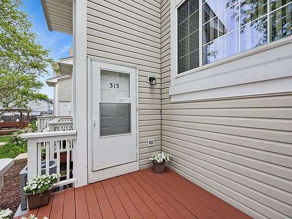 2nd image of 313 Candlelight Ct