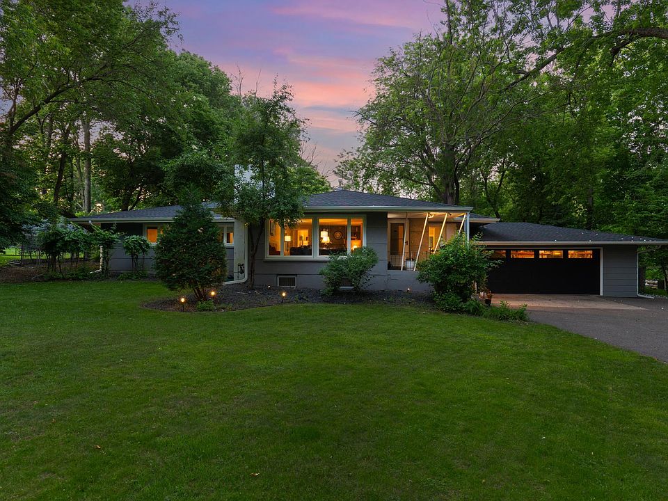 1st image of 18150 Honeysuckle Ln