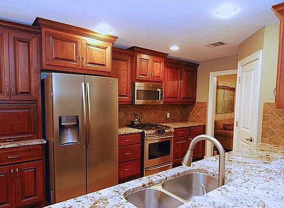 5th image of 4405 Flagstaff Dr