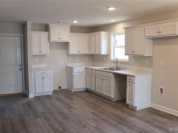 3rd image of 108 Wexford Way #51