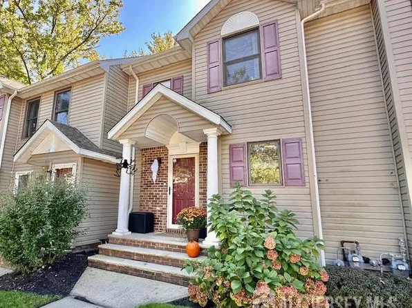 53 Agostina Dr, Holmdel, NJ 07733