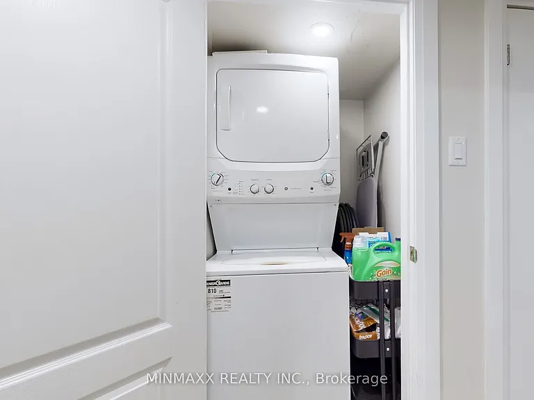 419 Wettlaufer Ter — Photo 37