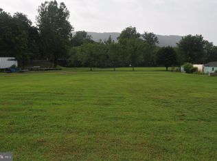 34 Pine St, Millersburg, PA 17061