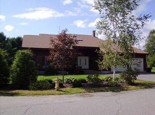 8 Buttonwood Ln, Lewiston, ME 04240