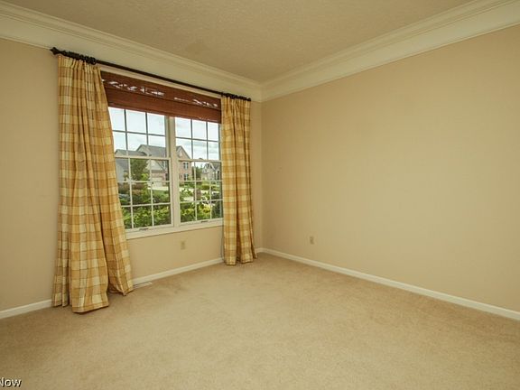 5th image of 21514 Brookfield Pl
