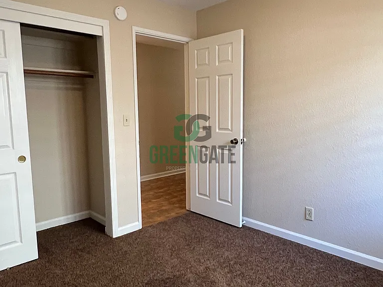 3901 Setrok Ct — Photo 22