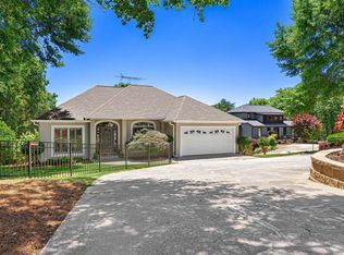166 Knox Cir, Lavonia, GA 30553