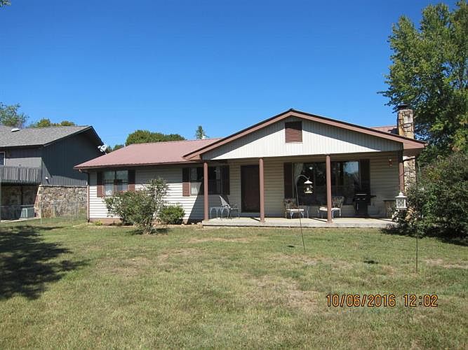 1st image of 390 Edgelake Dr