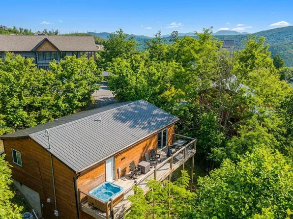 628 Pinecrest Dr, Gatlinburg, TN 37738