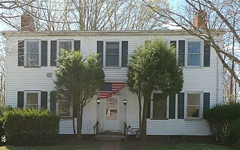 1st image of 492 N Central St