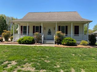 121 Mesa Dr, Mayfield, KY 42066