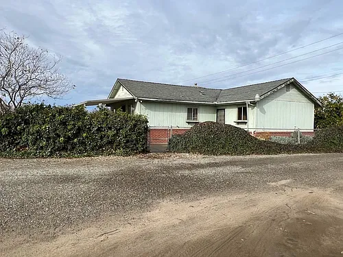 16109 E Manning Ave Photo 1