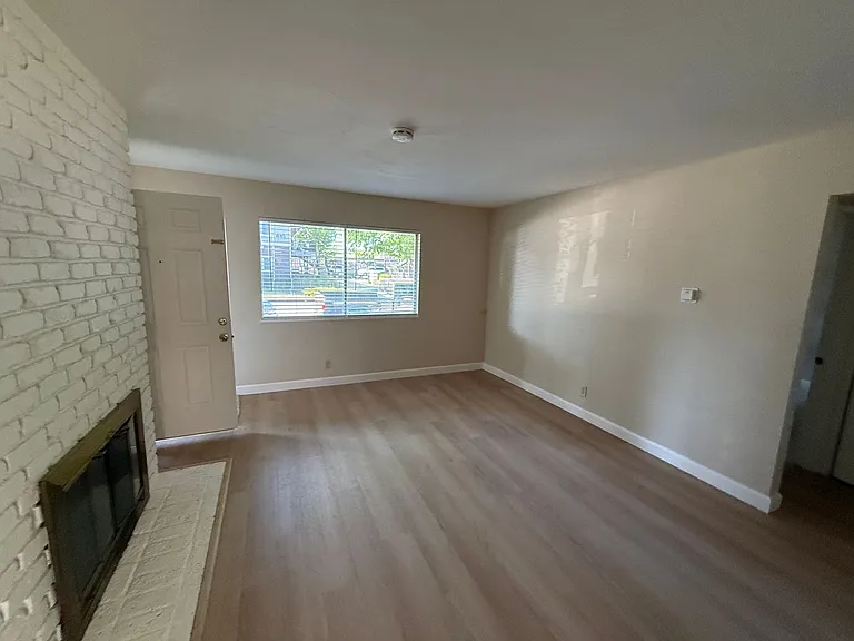 611 Fairview Dr — Photo 5