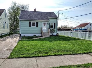 253 Ridgecrest Rd, Rochester, NY 14626