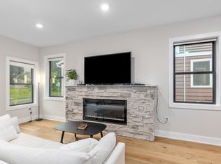 633 Fairview Ave NE #2, Grand Rapids, MI 49503