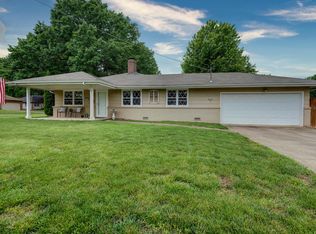 1243 S Arcadia Ave, Springfield, MO 65804