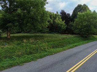 68 Harloff Rd, Honeoye Falls, NY 14472