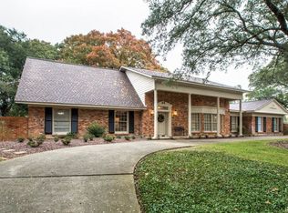 207 Sheffield, Castle Hills, TX 78213