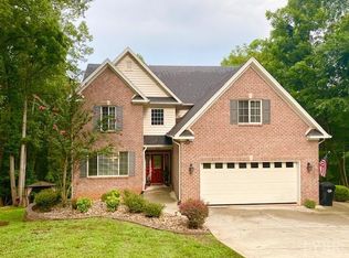 412 Quail Hollow Dr, Forest, VA 24551