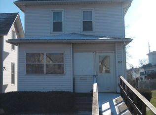 559 10th Ave S, Clinton, IA 52732