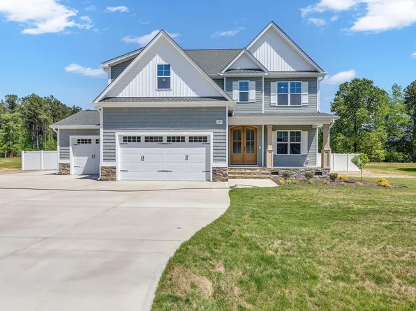273 Freedom Ridge Dr, Smithfield, NC 27577