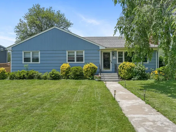 19 Washington Street, Trumbull, CT 06611