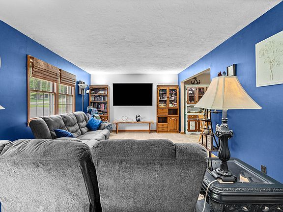 4th image of 3514 Bay Rd