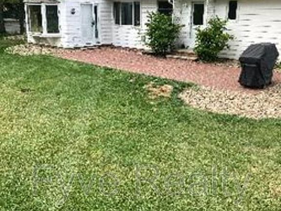 2nd image of 28926 Shaker Blvd