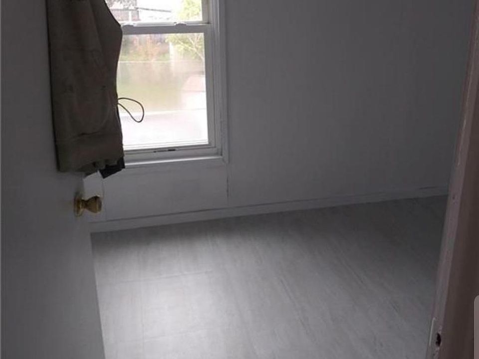 1st image of 2420 East Ave