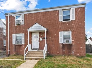 131 N 6th Ave, Manville, NJ