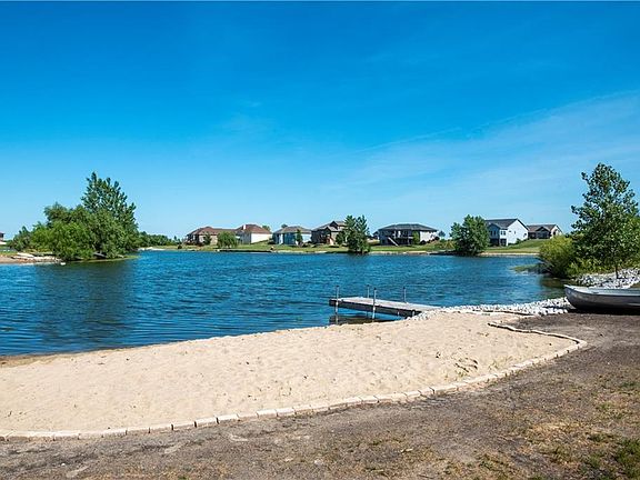 5th image of 112 Lake Shore Dr