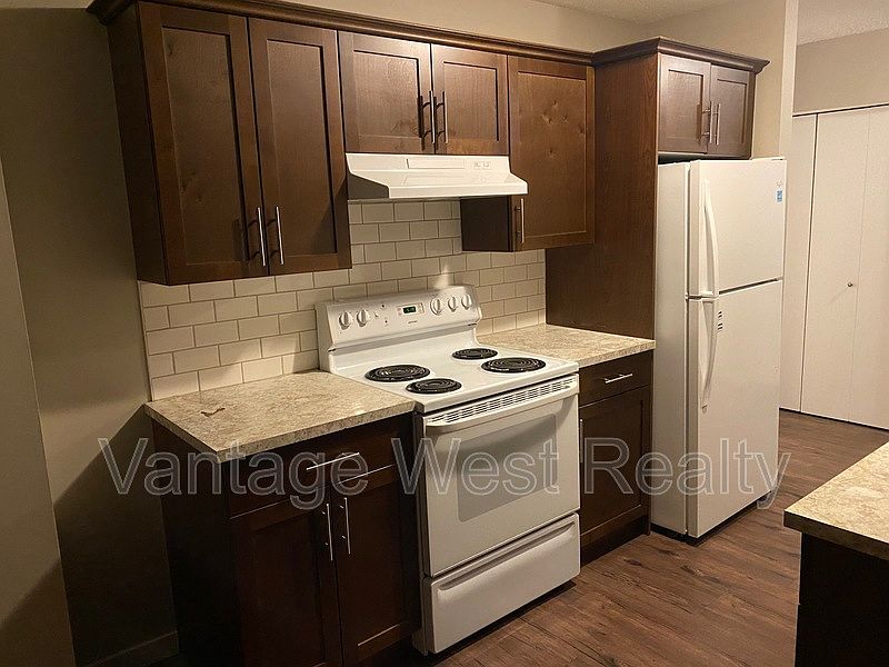 1st image of 235 Husch Rd #306