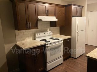235 Husch Rd #306, Kelowna, BC V1X1M9
