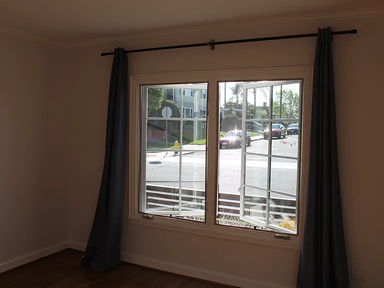 3711 Eagle St — Photo 18