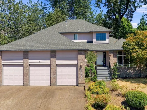 15048 SE Diamond Dr, Clackamas, OR 97015