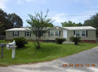 631 E Chipola Ave, Wewahitchka, FL 32465