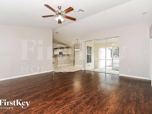 5th image of 18205 Apple Rd