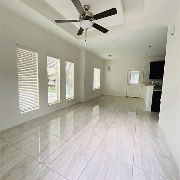 1719 W Garrison Dr #2 — Photo 5