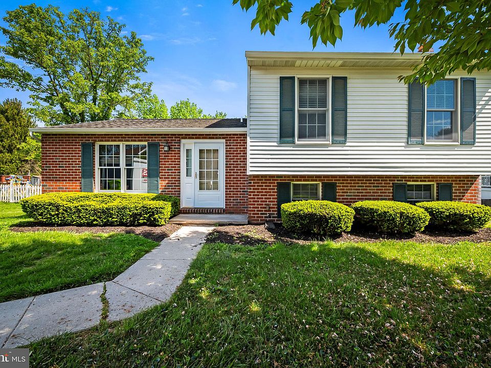 1st image of 709 High Plain Dr