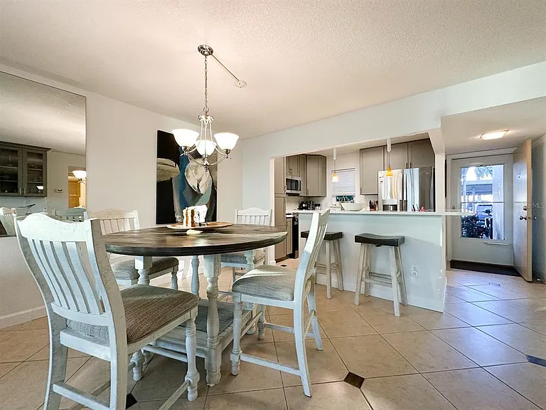 7920 Sun Island Dr S #102 — Photo 18