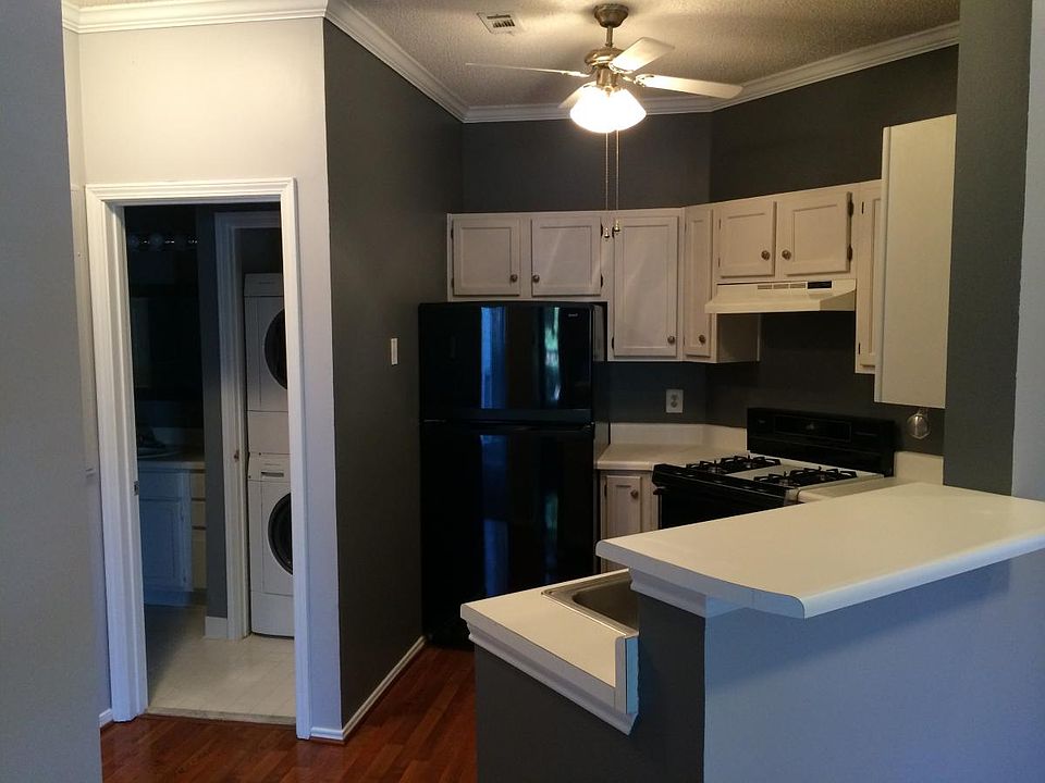 Kitchen/Entrance to Bathroom
