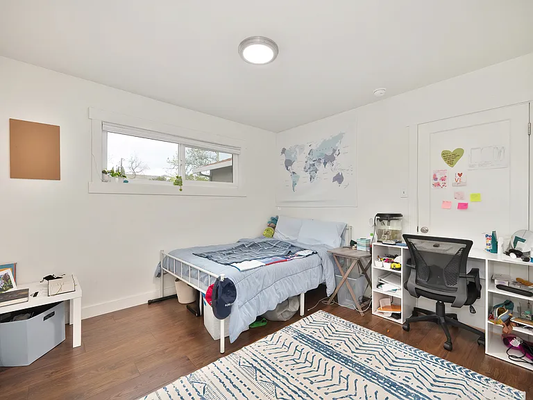 532 Oeste Dr — Photo 7